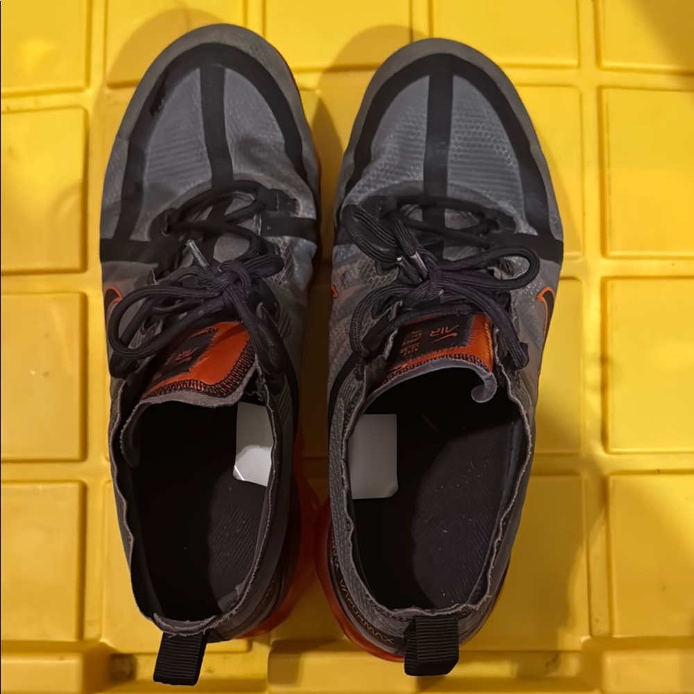 Men's Athletic Shoes in Charcoal and Tangerine